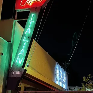 Love this sign so much.