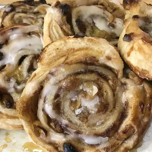 Cinnamon Apple Raisin Pinwheel