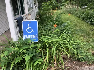 Chestnut Charm Bed & Breakfast