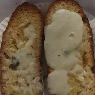 &quot;Garlic bread with cheese&quot; no good at all. Cheese was nasty. Not even decent garlic bread..