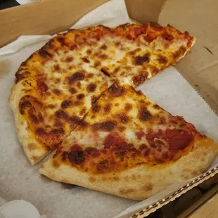 Cheese pizza