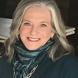 Debbie T.