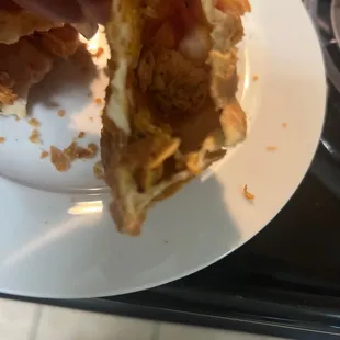 I was here a few weeks ago and the empanadas were full and good!! Sadly no I was here yesterday and they sold me three empty a$$ empanadas!!