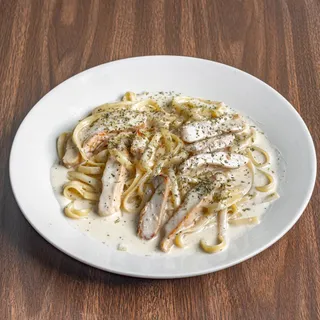 Chicken Fettuccine Alfredo