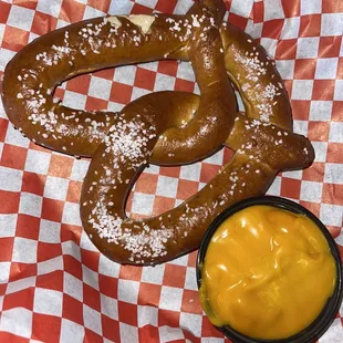 Jumbo Soft Pretzel