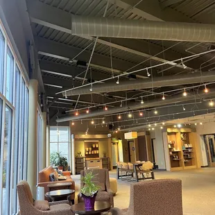 Capstone Cafe & Bookstore