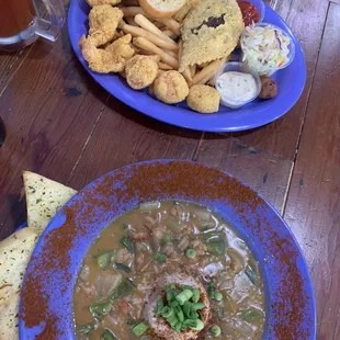 Captains platter and crawfish étouffée