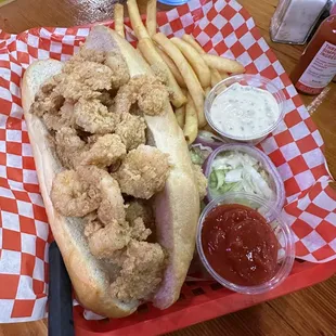 Shrimp Po&apos;Boy