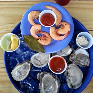 Oysters and Boiled Shrimp Combo