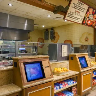 sushi and sashimi, interior
