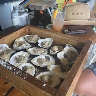 Roasted oysters w parmigia