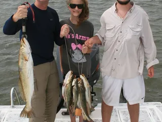 Rockport Guides & Charters