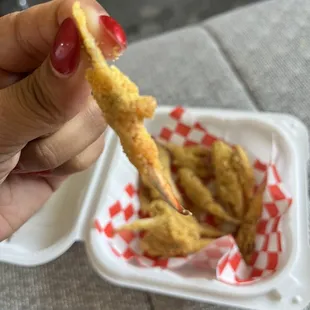 Literally no meat on the crab claws.