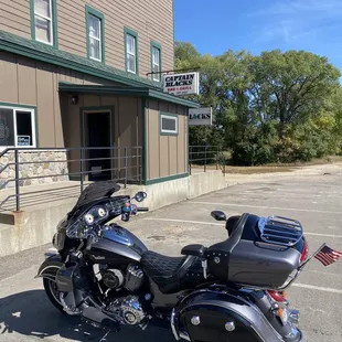 Captain Black's Bar & Grill