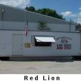 red lion truck