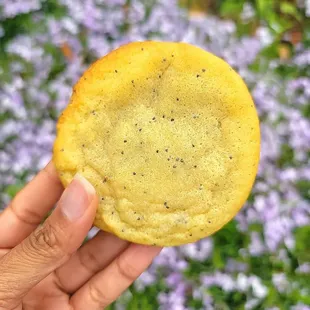 Captain Cookie &amp; the Milkman's Lemon Poppyseed Cookie