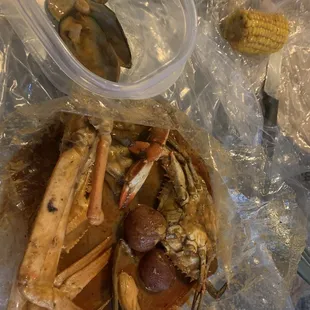 I got the sack 1 with blue crab snow crab and mussels with captains sauce extra spicy ...ate half the mussels before picture