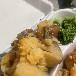 This was a baked potato yellow? The flounder was overcooked and may have been under a heat lamp. Absolutely horrific experience.