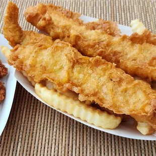 Oysters (left) &amp; Pollock Fish and Chips (right)