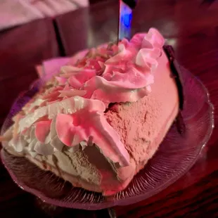 Mud pie - love the Oreo crust on the bottom, coffee ice cream on top went very well with the crust and soft whipped cream