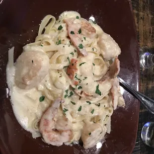 Seafood Alfredo
