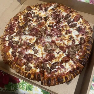14" 14" Meat Lovers so good