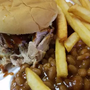 Jumbo beef sandwich plate