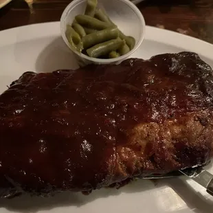 Baby back ribs. Really good. I&apos;d get this every time.