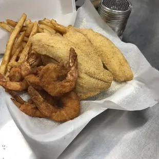 Fish combo dinner ( 2 pc tilapia and 5 pc jumbo shrimp )