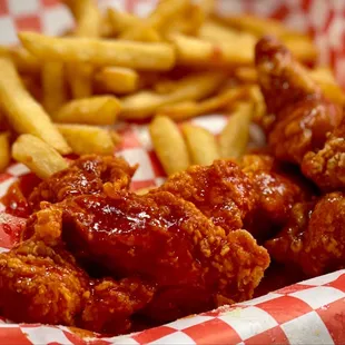 Boneless Wings Dinner