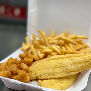 Fish combo dinner ( catfish fillet with shrimp)