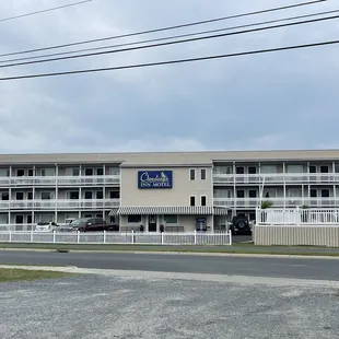 Motel is across of restaurant