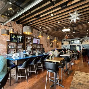 Beautiful decor and bar