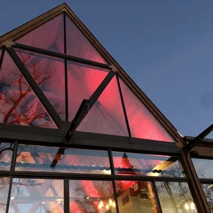 the outside of the restaurant