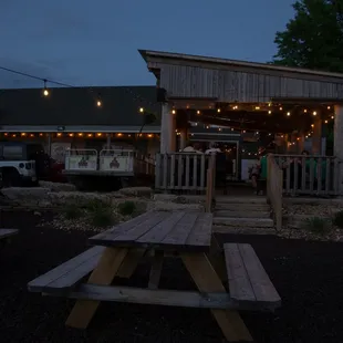 Captain's patio restaurant