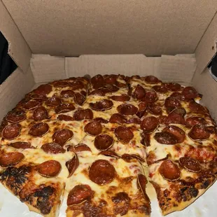 Medium Pepperoni Pizza