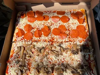 Della Sala's Pizza