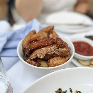 Crispy Fingerling Potatoes - Instagram @friesandchives