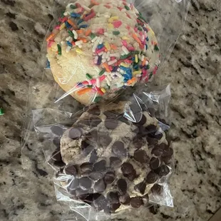 Chocolate chip and sprinkle cookie