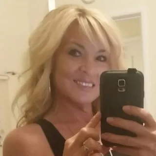 Sandra W.
