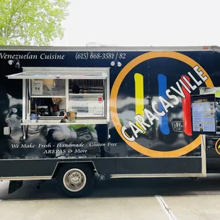 Food truck in Farmers Market