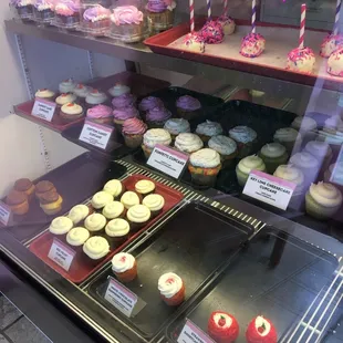 Cupcakes! This was later in the day when flavors were selling out.