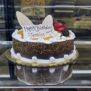Mango cream cake!!