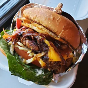 Carne Mechada Burger