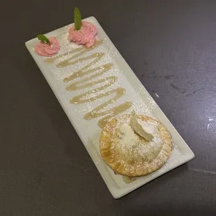 Seadas (typical Sardinian dessert) - IG @bougiefoodieboi