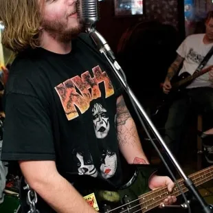 Wes @ The Caravan