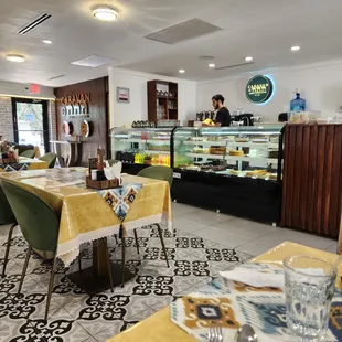 interior, oysters and mussels