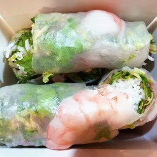 Paper box for spring rolls - to stick to each other and tear upon handling? The awful 3.5 rolls were donated to a squirrel the next morning.