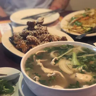 ramen and noodles, food