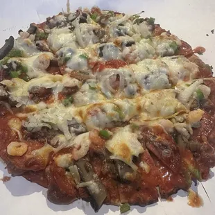 Small Carbones special pizza with fish